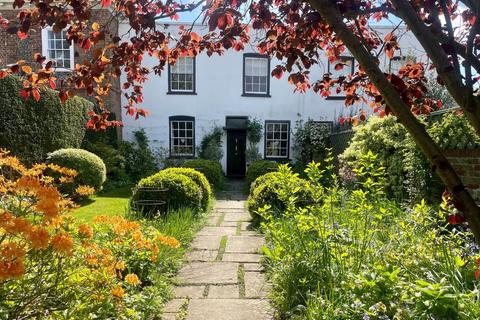 Royal Parade, Chislehurst, Kent, BR7