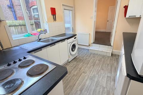 Studio to rent, Rm 3, Talbot Road, Luton, Bedfordshire, LU2 7RW