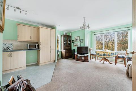 2 bedroom retirement property for sale, Greenrod Place, Clayponds Lane, Brentford