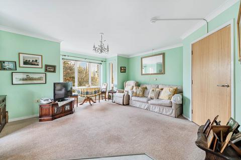 2 bedroom retirement property for sale, Greenrod Place, Clayponds Lane, Brentford