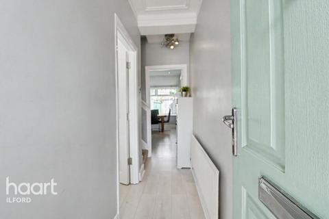 3 bedroom terraced house for sale, Kingston Road, Ilford