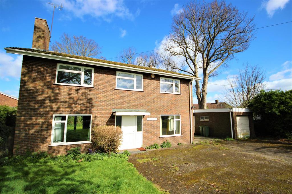5 bedroom detached house to rent