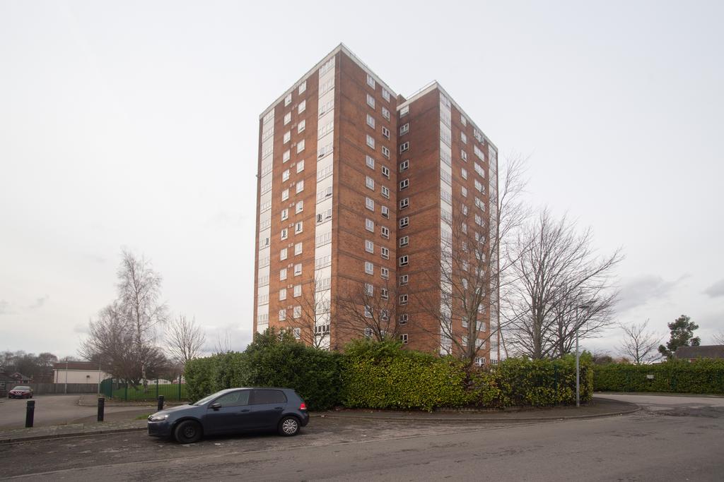 2 bedroom flat for sale