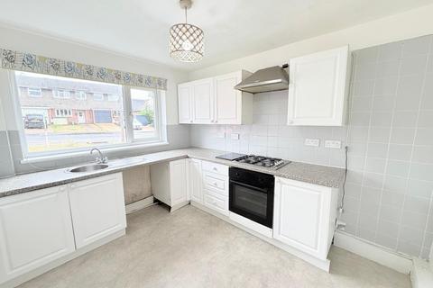 3 bedroom semi-detached house to rent, Colchester, Colchester CO4