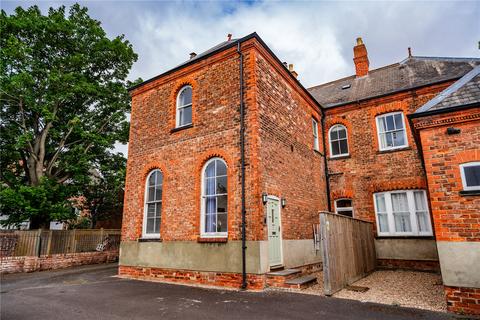 2 bedroom apartment to rent, Abbey Road, Grimsby, North East Lincolnshir, DN32
