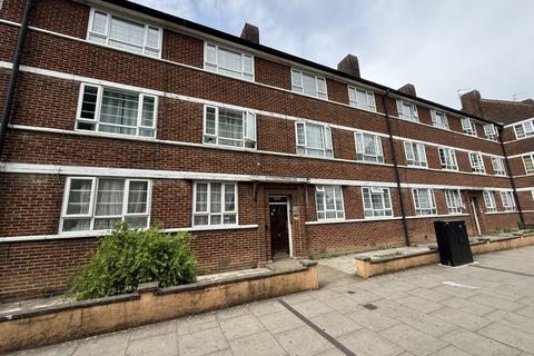 Beverley Drive, Edgware, HA8