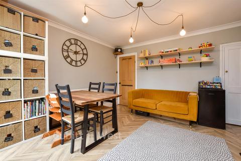 2 bedroom terraced house for sale, Warwick Road, Sutton SM1