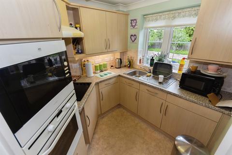 1 bedroom apartment for sale, Stratford Road, Hall Green, Birmingham