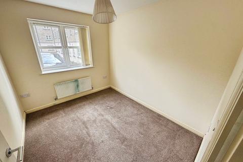 2 bedroom apartment to rent, Laithe Hall Avenue, West Yorkshire BD19