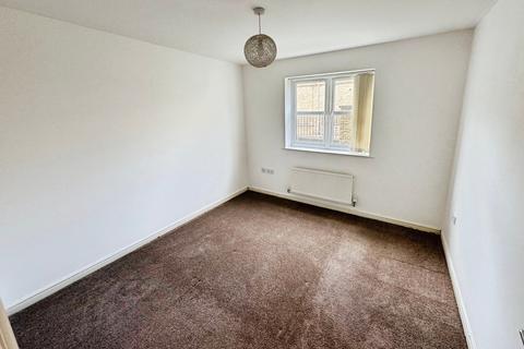 2 bedroom apartment to rent, Laithe Hall Avenue, West Yorkshire BD19