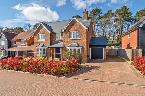5 bedroom house for sale, Baker Oats Drive, Farnham, GU10
