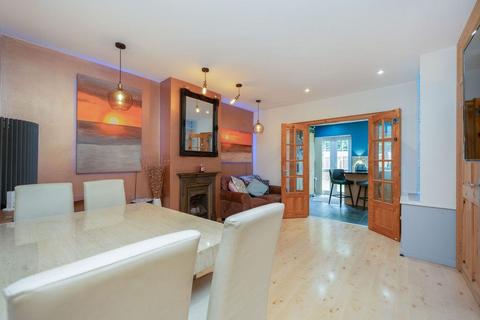 3 bedroom semi-detached house for sale, Chequers Orchard, Iver SL0