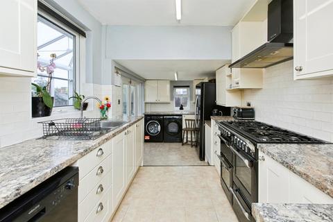 4 bedroom semi-detached house for sale, Royal Hill Road, Spondon, Derby