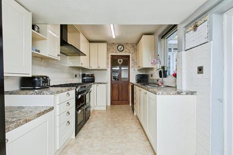 4 bedroom semi-detached house for sale, Royal Hill Road, Spondon, Derby