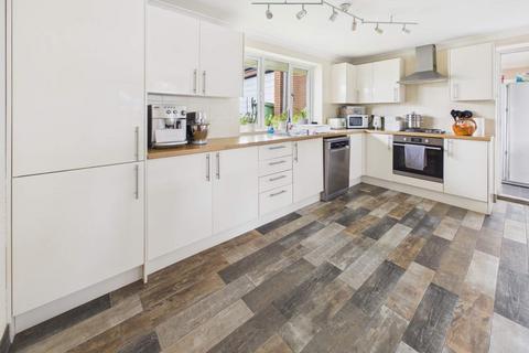 4 bedroom detached house for sale, Pantbach Road, Rhiwbina, Cardiff. CF14