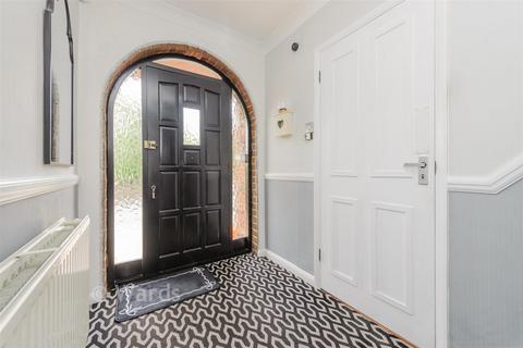 3 bedroom semi-detached house for sale, Manor Road, Dartford DA1
