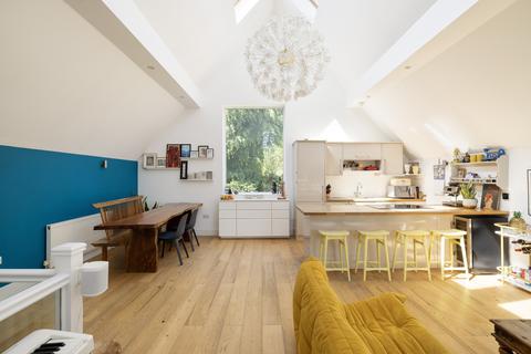 4 bedroom detached house for sale, Kidbrooke Gardens, Blackheath SE3
