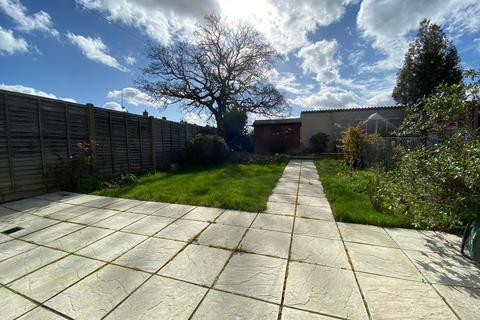 undefined, Longfield, HARLOW