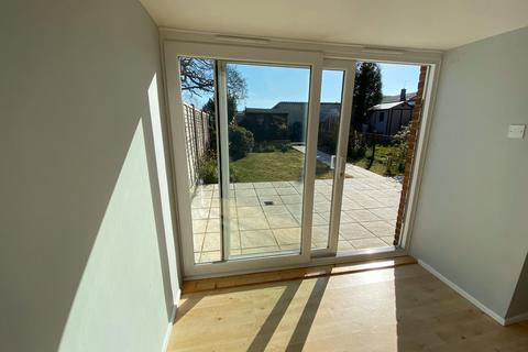 undefined, Longfield, HARLOW