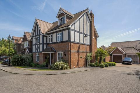Julius Caesar Way, Stanmore