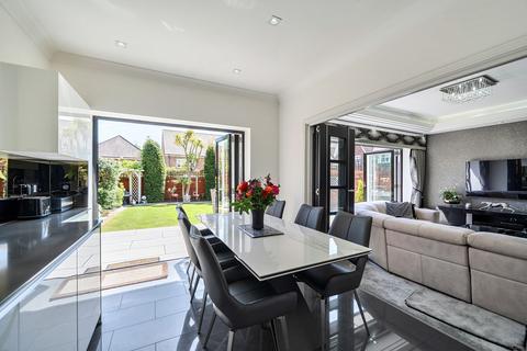 5 bedroom detached house for sale, Julius Caesar Way, Stanmore