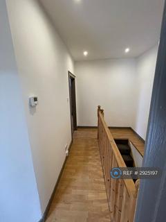2 bedroom flat to rent, Blackness Road, Dundee, DD2
