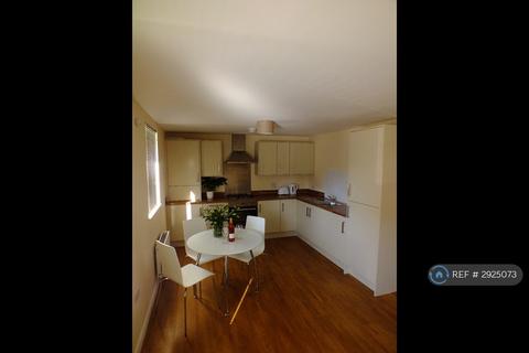 2 bedroom flat to rent, Froghall Terrace, Aberdeen, AB24