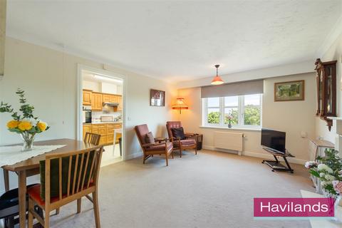 2 bedroom apartment for sale, Newsholme Drive, London