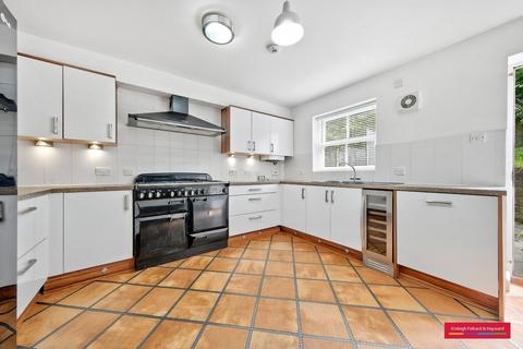 4 bedroom house for sale, Macleod Road, Winchmore Hill, London, N21