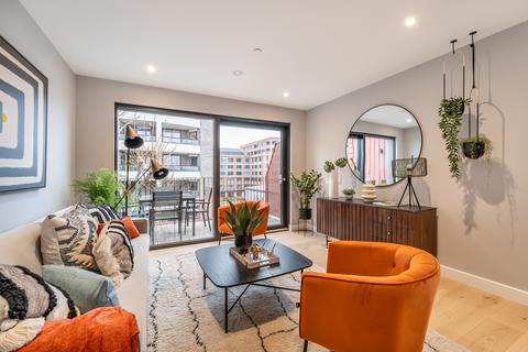 2 bedroom flat for sale, Print Makers, Crimscott Street, London, SE1