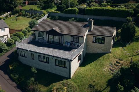 4 bedroom detached house for sale, Dark Lane, Stroud GL5