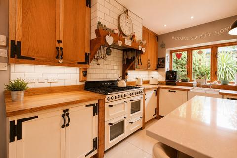 4 bedroom detached house for sale, Hare Street Road, BUNTINGFORD, Hertfordshire
