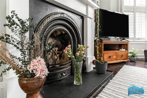 4 bedroom semi-detached house for sale, Radcliffe Road, London, N21