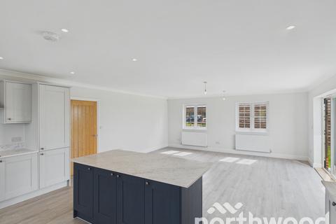 4 bedroom barn conversion for sale, School Road, Romney Marsh, TN29