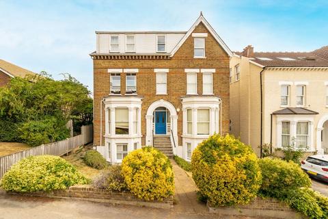 Darlaston Road, London SW19