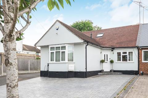 4 bedroom semi-detached bungalow for sale, Dugdale Hill Lane, Potters Bar, EN6