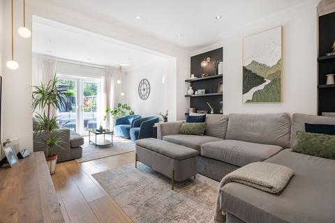 4 bedroom semi-detached bungalow for sale, Dugdale Hill Lane, Potters Bar, EN6