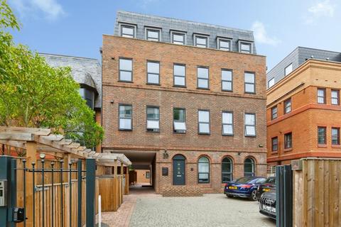 2 bedroom terraced house to rent, Slough,  Berkshire,  SL1