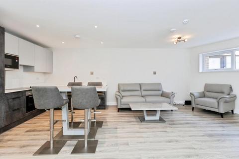 2 bedroom terraced house to rent, Slough,  Berkshire,  SL1