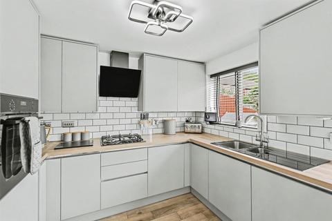 4 bedroom detached house for sale, Hedgerow Lane, Northampton