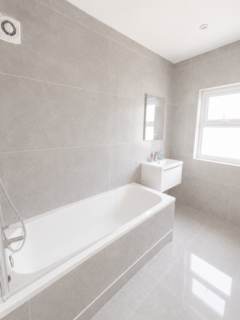 4 bedroom end of terrace house to rent, Buxton Road, E15