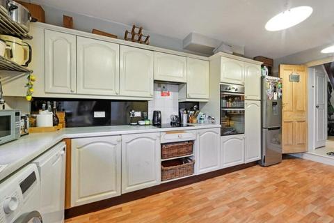 4 bedroom terraced house for sale, Wernbrook Street, Plumstead