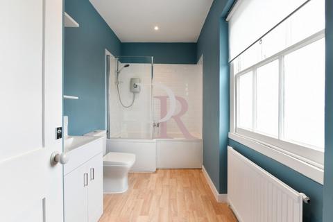 4 bedroom maisonette to rent, St Paul's Road, Canonbury, N1
