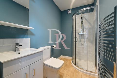4 bedroom maisonette to rent, St Paul's Road, Canonbury, N1