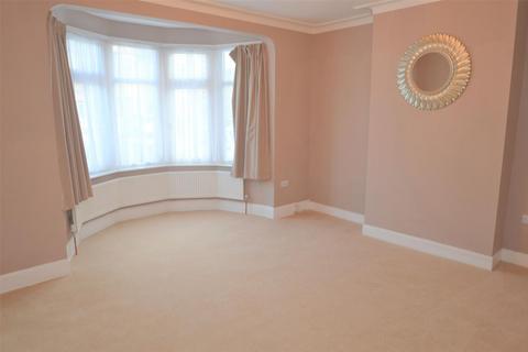 3 bedroom house to rent, Vicarage Lane, London, E6