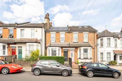 Pembroke Road, London N10