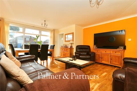 3 bedroom bungalow for sale, Crowland Close, Ipswich, Suffolk, IP2