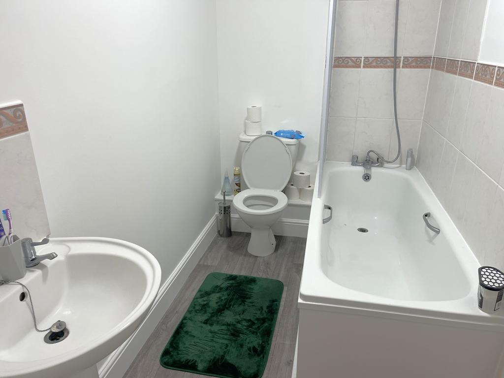 House in Southampton - View 5