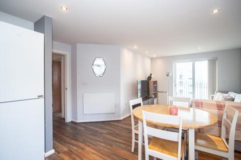 2 bedroom flat for sale, Elmira Way, Salford M5