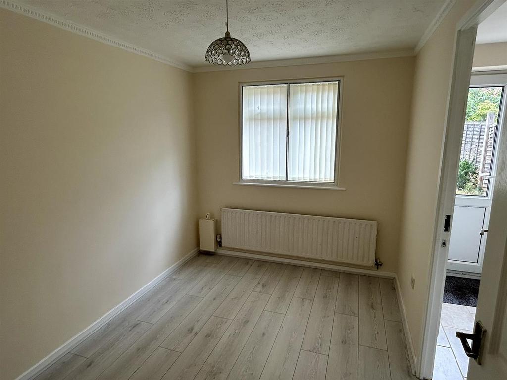 Broomy Close, Birmingham B34 - View 3